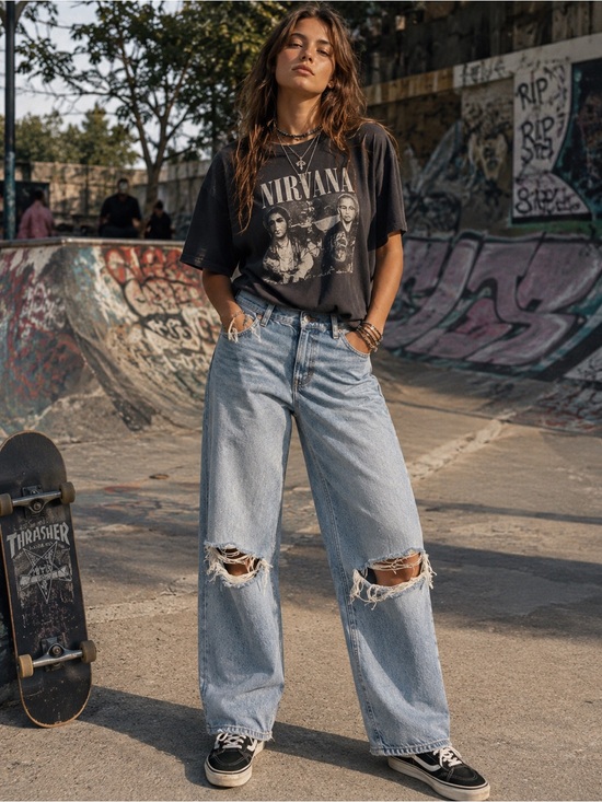 Denim - American Eagle Strigid Stovepipe Jeans Size 6 Short Distressed 90s Y2K Skater